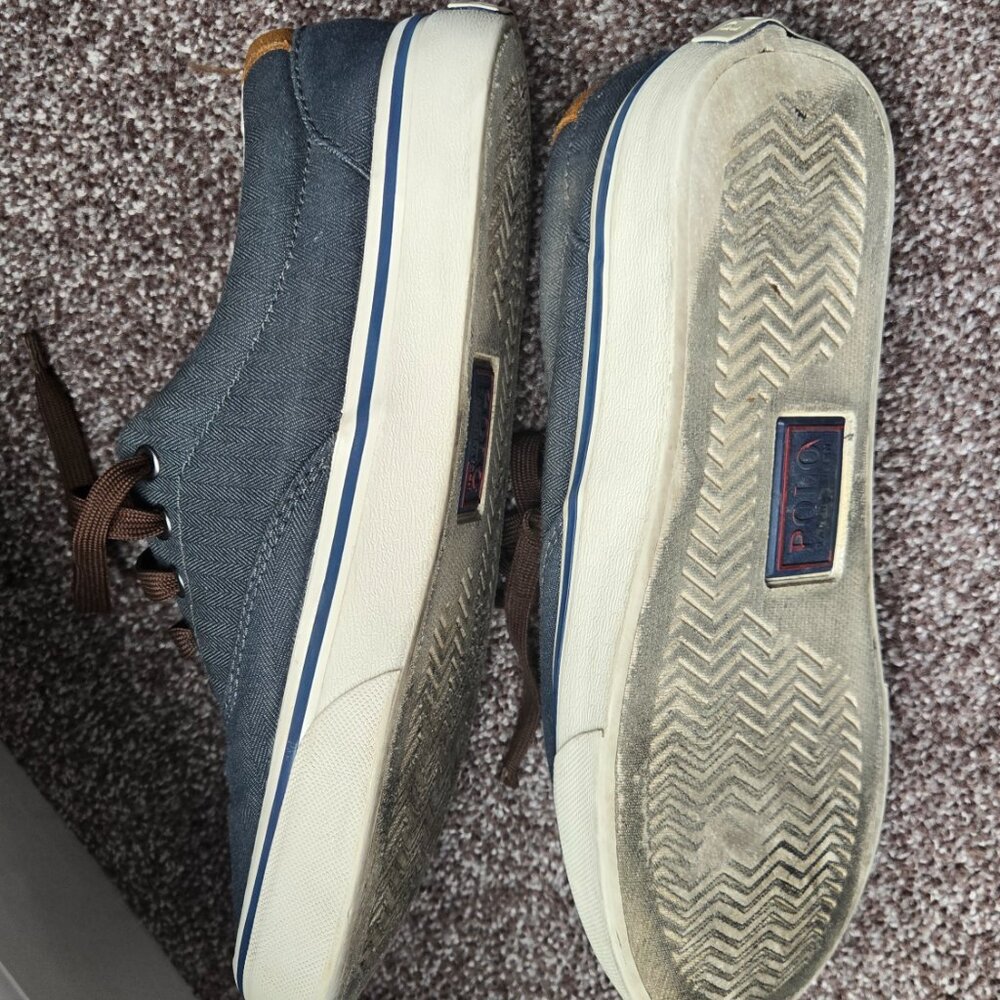 Shoes - Picture 3 of 6
